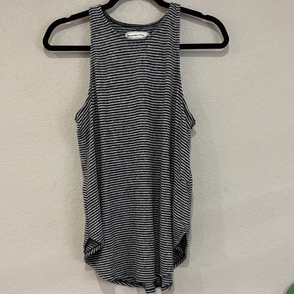 NWT Abercrombie & Fitch Black and Gray Striped Tank